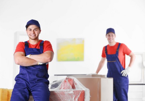 Short-term storage facility in Finchley with secure units