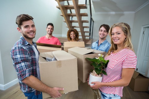 Self storage units in Finchley for homes and businesses